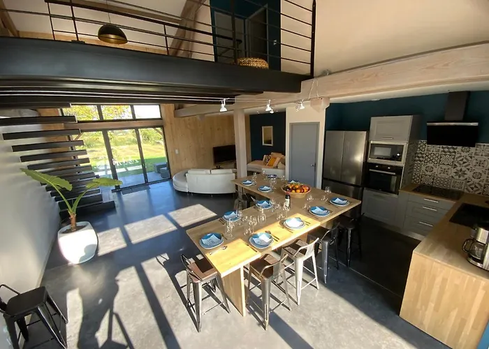 Chez Le Damian 度假居 *